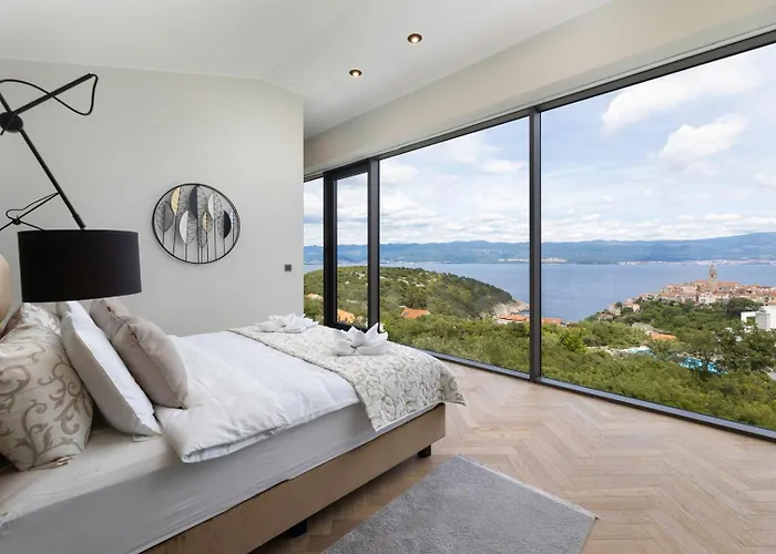 Maslina With Panoramic Sea View