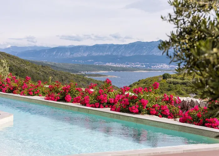 Villa Maslina With Panoramic Sea View *