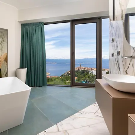 Maslina With Panoramic Sea View *