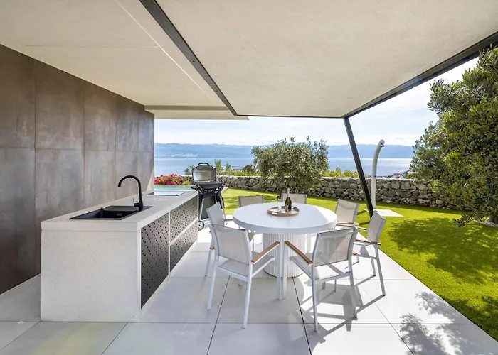 Maslina With Panoramic Sea View Villa *